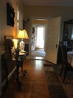 Fleetwood House Bed & Breakfast