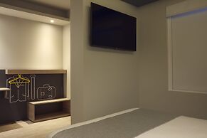 One Acapulco Diamante