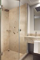 One Acapulco Diamante