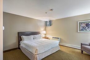 Quality Inn & Suites Gorham Riverside
