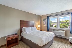 Quality Inn & Suites Gorham Riverside