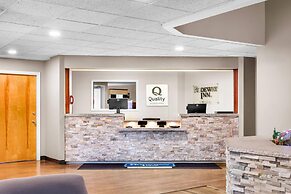Quality Inn & Suites Gorham Riverside