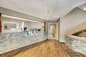Quality Inn & Suites Gorham Riverside