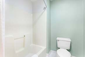 Quality Inn & Suites Gorham Riverside