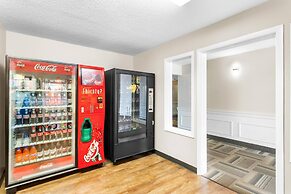Quality Inn & Suites Gorham Riverside