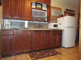 Yearling Restaurant and Cabins