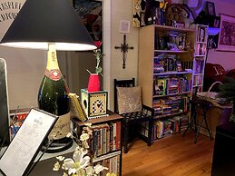 The Relentless House