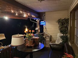 The Relentless House