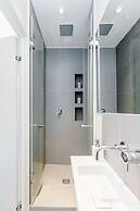 Kensington Apartment with terrace