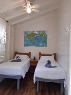 The Funky Dodo Backpackers