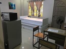 Beinte Singko de Marso Apartments