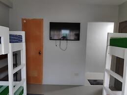 Beinte Singko de Marso Apartments