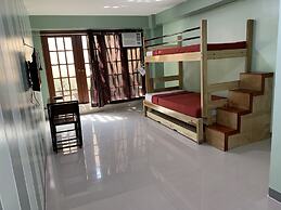 Beinte Singko de Marso Apartments