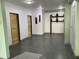 Beinte Singko de Marso Apartments