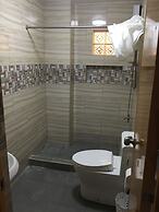 Beinte Singko de Marso Apartments