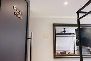 Four Sisters Homestay - Hostel