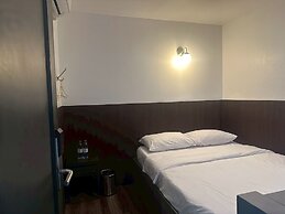 Four Sisters Homestay - Hostel