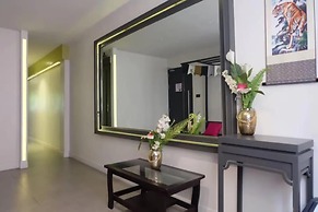 Four Sisters Homestay - Hostel