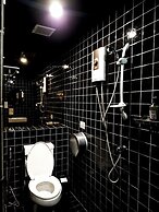 Four Sisters Homestay - Hostel