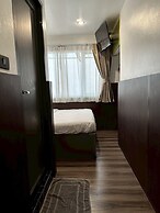 Four Sisters Homestay - Hostel