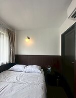 Four Sisters Homestay - Hostel