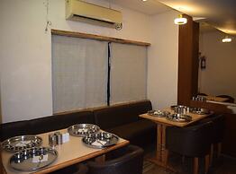 Hotel Ambaji International