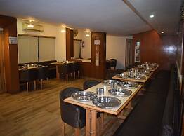Hotel Ambaji International