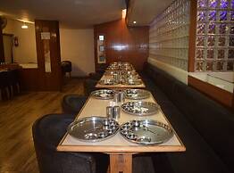 Hotel Ambaji International