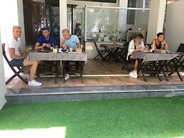 Hana Riverside Villa