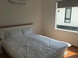 Hana Riverside Villa