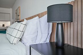 Nido at Cabello Square