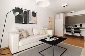 Nido at Quartier del Polo