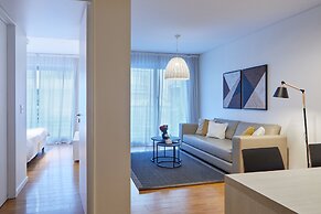 Nido at Quartier del Polo