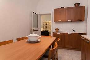 AlbergoDiffusoVolterra