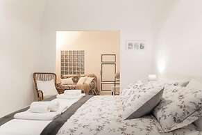 AlbergoDiffusoVolterra