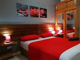 Sugareef West Coast Luxury Penthouse