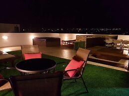 Sugareef West Coast Luxury Penthouse