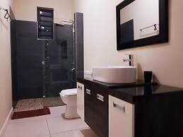 Sugareef West Coast Luxury Penthouse