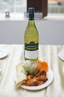 Waii Inetrnational Hotel