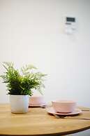 Shadow Play 2Bed Ocean View Apartment