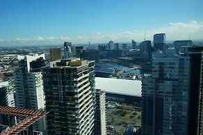 Shadow Play 2Bed Ocean View Apartment