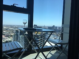 Shadow Play 2Bed Ocean View Apartment