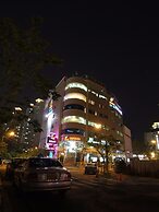 The Blue Guesthouse - Hostel