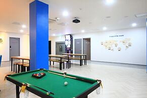 The Blue Guesthouse - Hostel