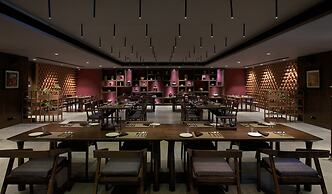 Five Petals Hotel & Banquets