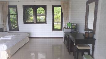 Khaolak Hillside Villa