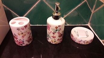 Vanilla Hostel & Bar