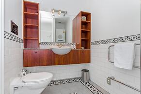 Perfect Location, Viaduct Harbour CBD