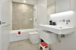 Ruby Gold Coast by CLLIX