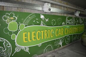 Ruby Gold Coast by CLLIX